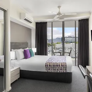 https://park-regis-city-quays.cairnshotels4all.com