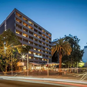 https://travelodge-perth.hotelsperth.org