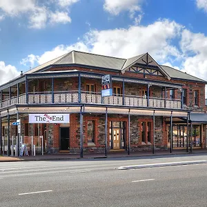 https://the-mile-end-hotel.adelaidehotels-au.com