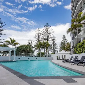 https://mantra-coolangatta-beach.hotelsbyronbayaustralia.com